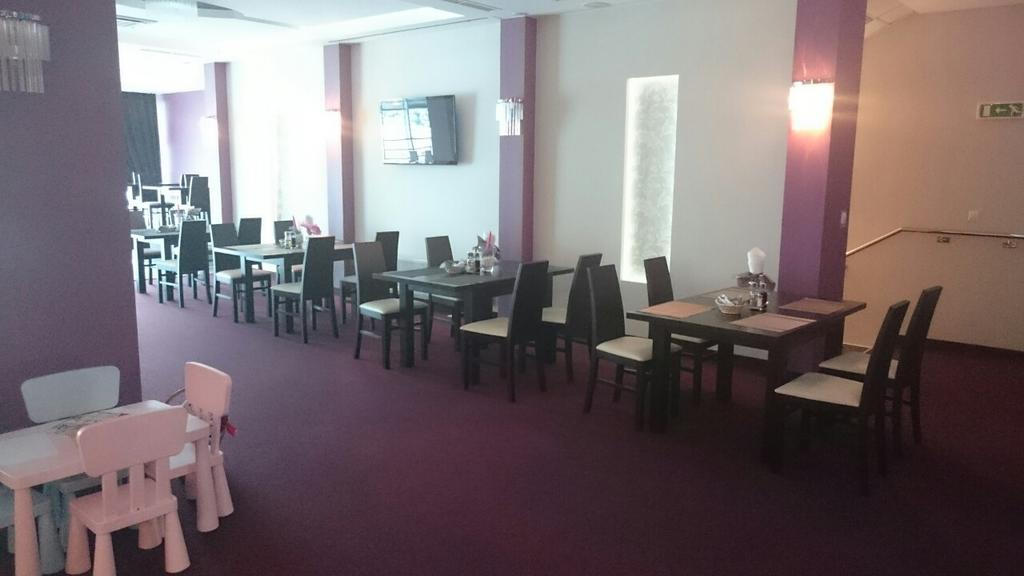 Hotel Restauracja Ksiezycowa Siedlce Εξωτερικό φωτογραφία